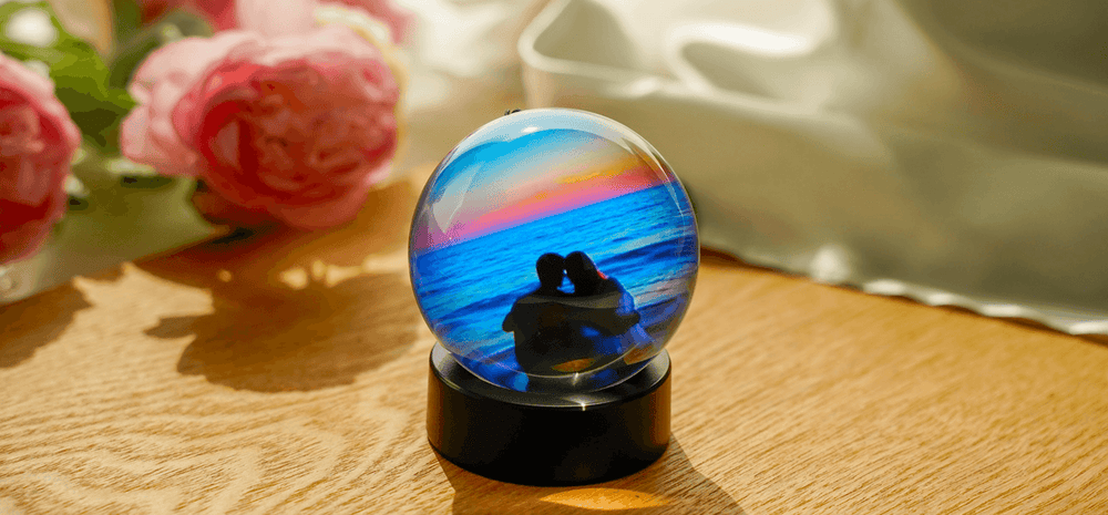 HeartSphere 3D Memory Orb Crystal-Clear Memories Without the $3,000 Hologram Rig!